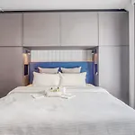 Luxe Apartment Near Pere Lachaise Cemetery